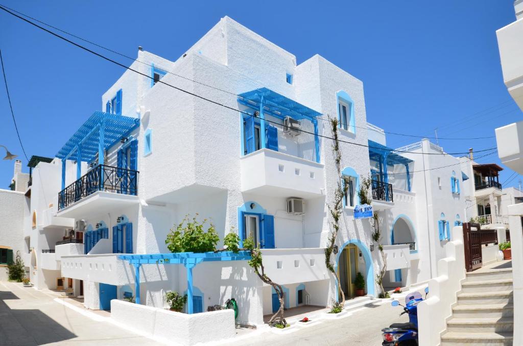 Blue Sky Aparthotel Naxos City Δωμάτιο φωτογραφία